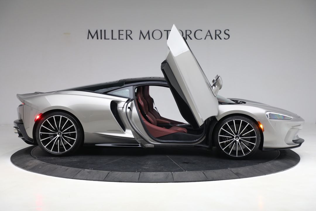 2023 McLaren GT