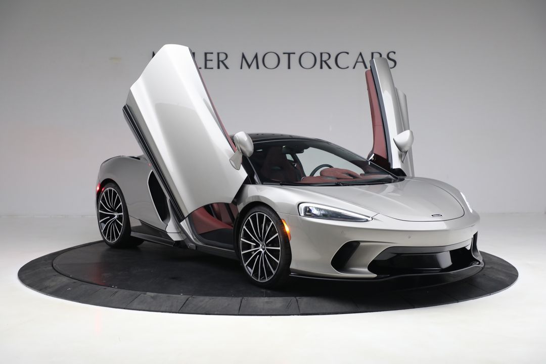 2023 McLaren GT