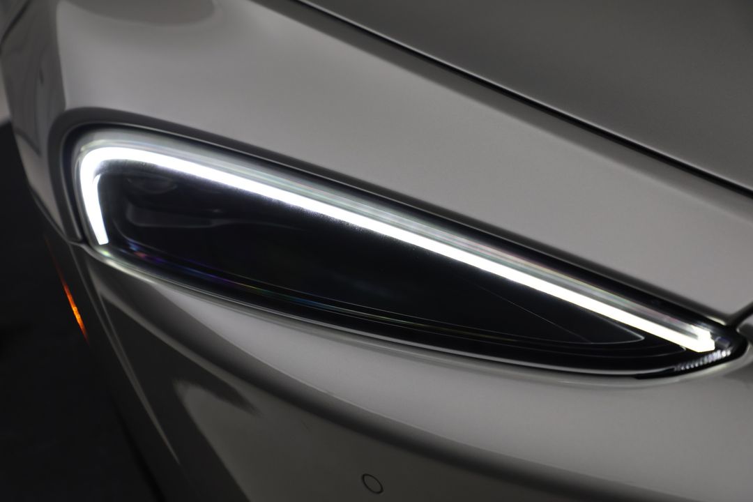 2023 McLaren GT
