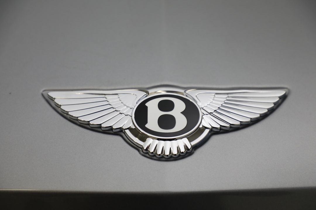 2023 Bentley Bentayga EWB