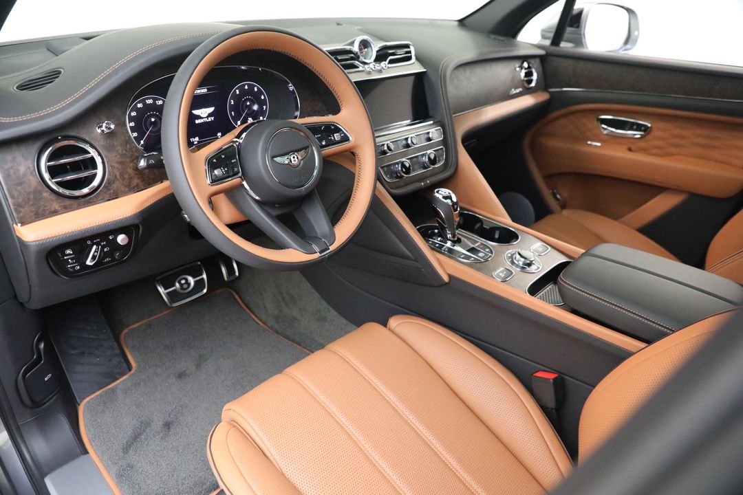 2023 Bentley Bentayga EWB