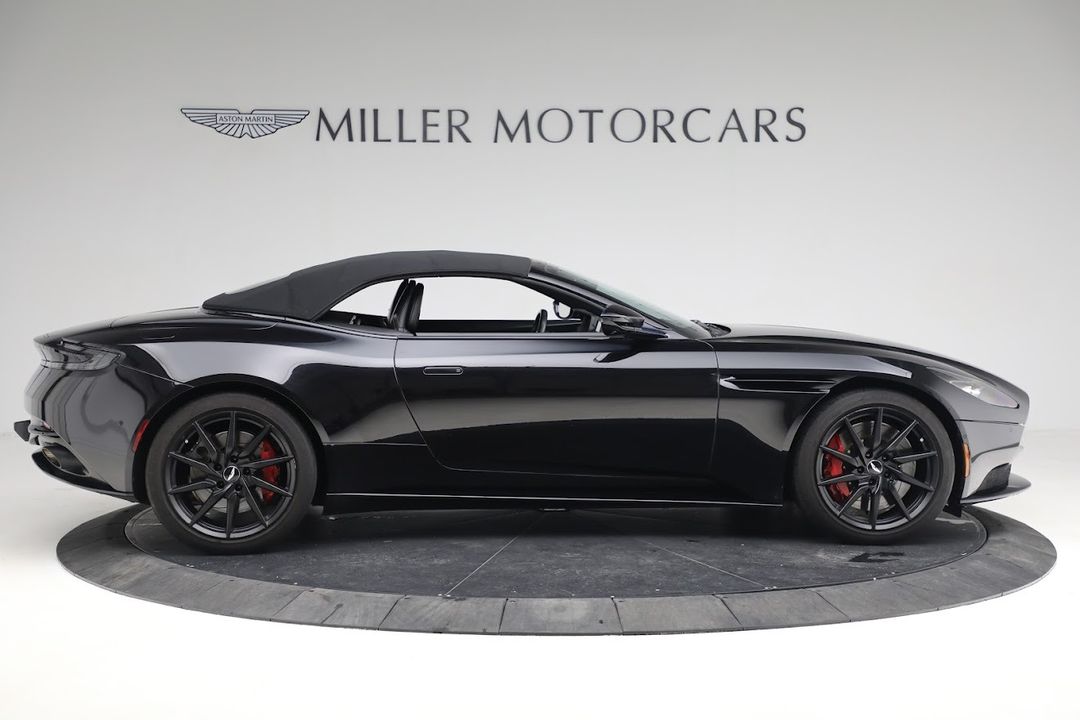 2019 Aston Martin DB11