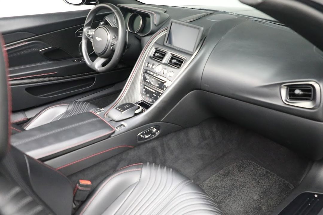 2019 Aston Martin DB11