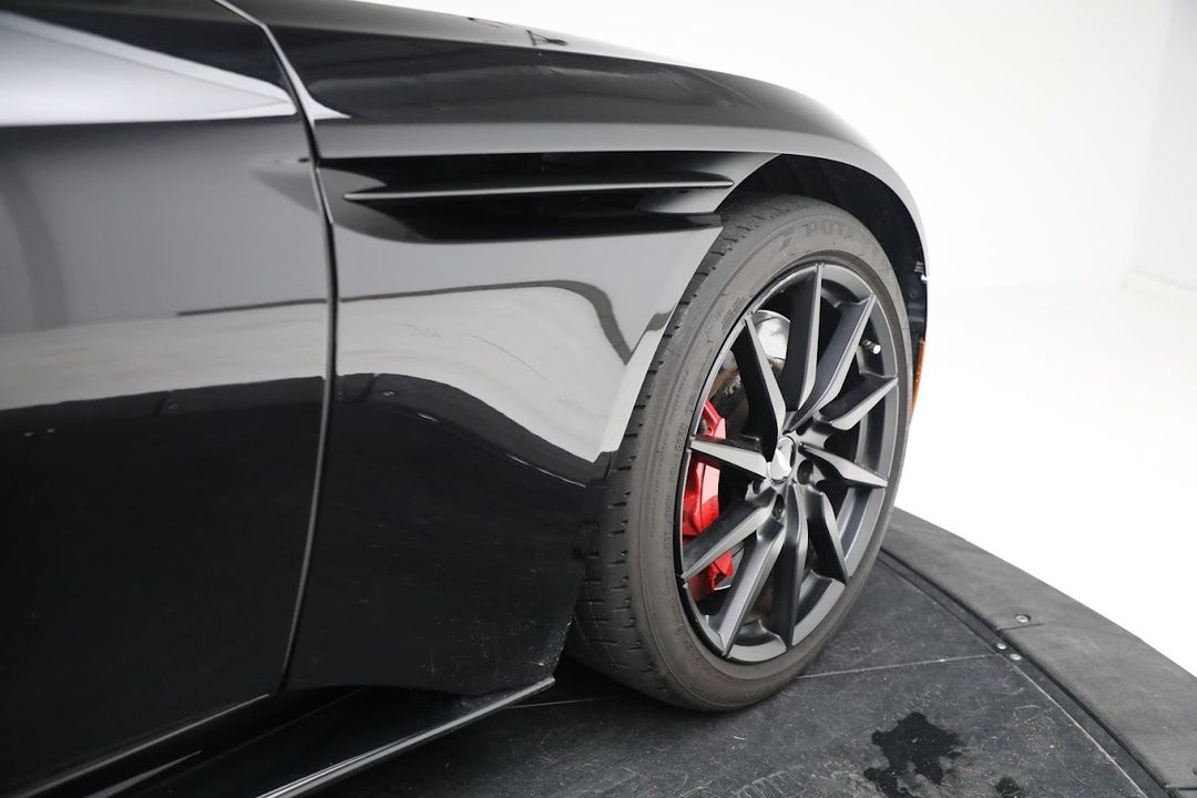 2019 Aston Martin DB11