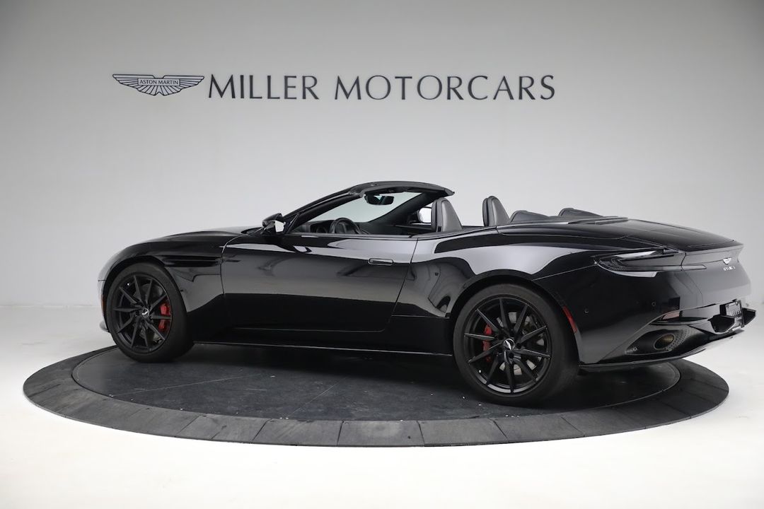 2019 Aston Martin DB11