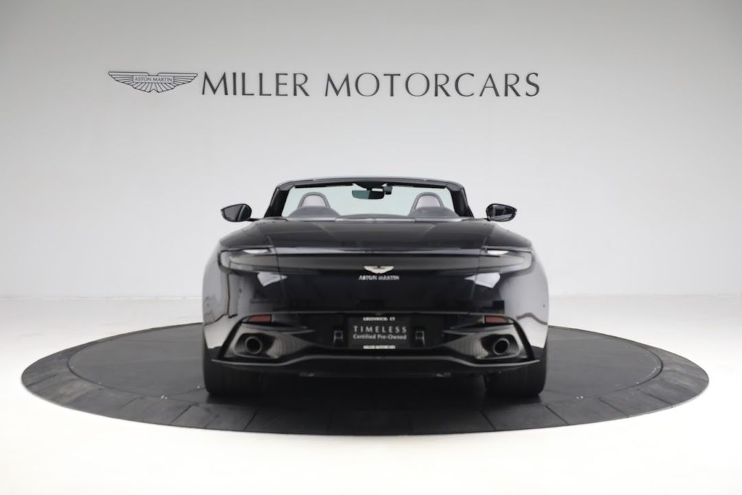 2019 Aston Martin DB11