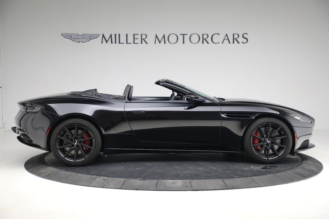 2019 Aston Martin DB11