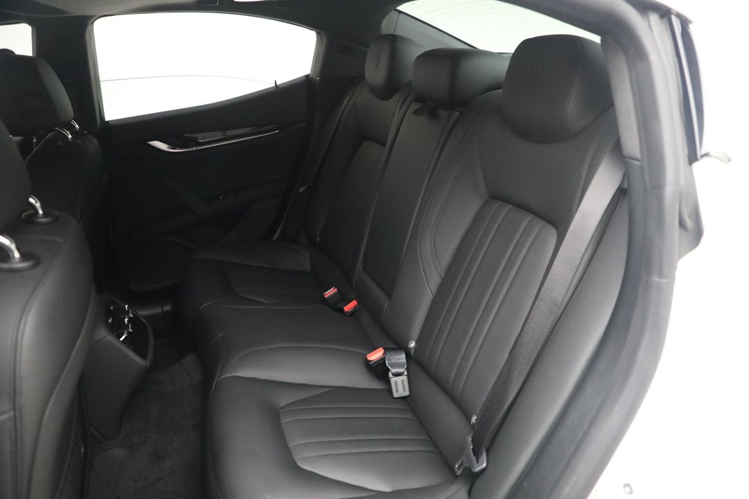 2022 Maserati Ghibli