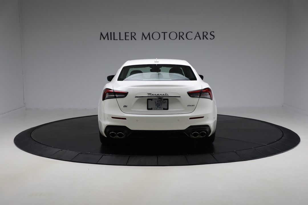 2022 Maserati Ghibli