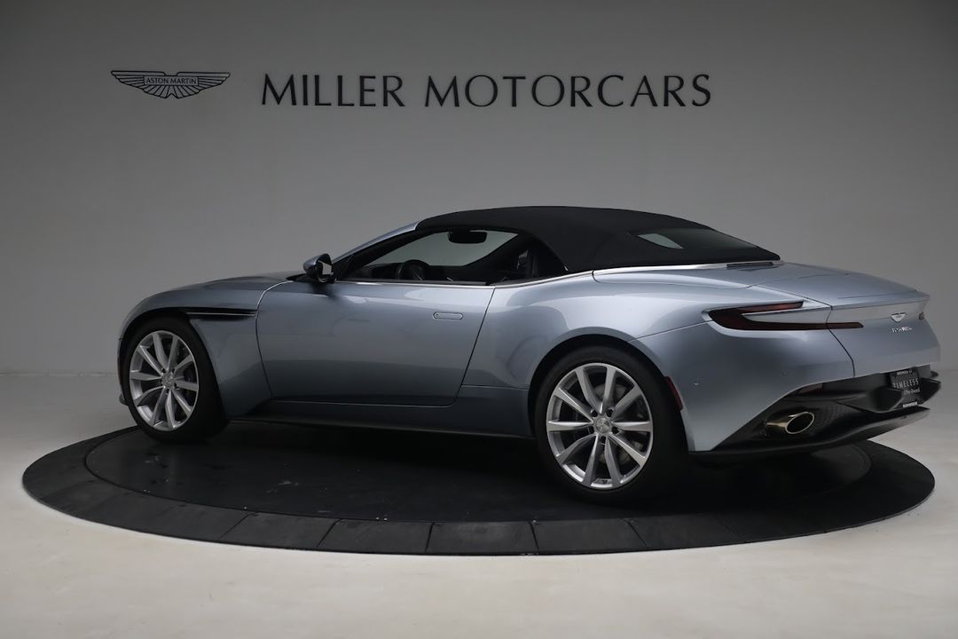 2019 Aston Martin DB11