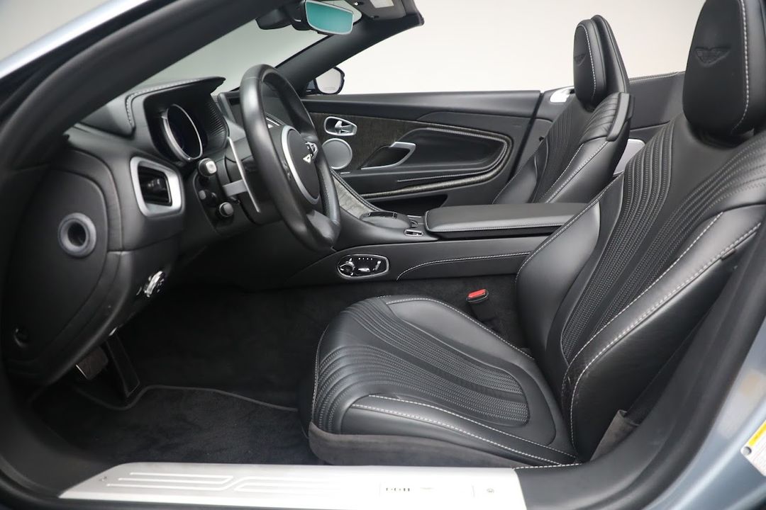 2019 Aston Martin DB11