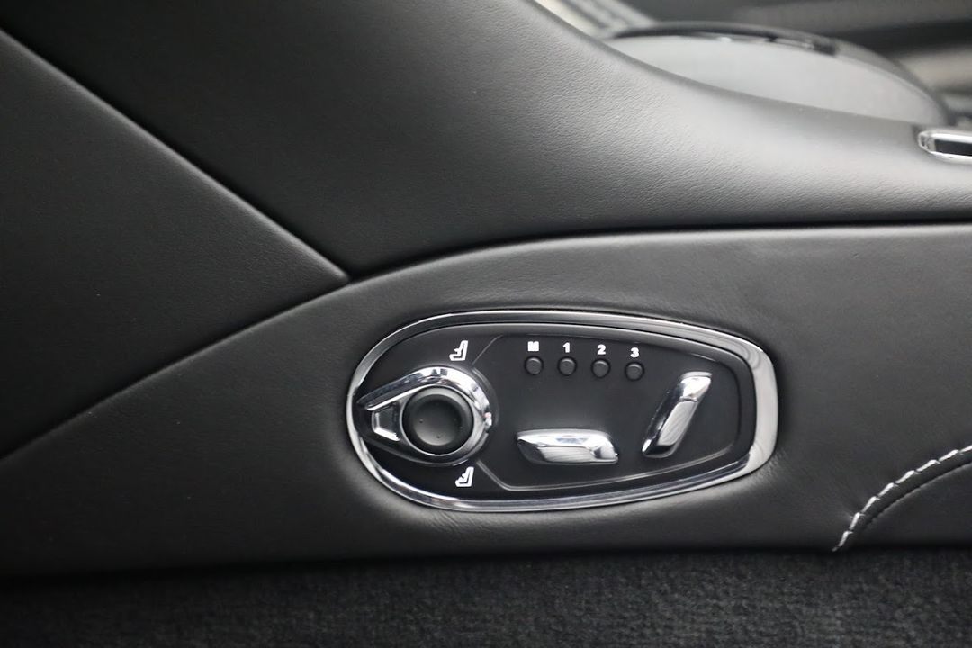 2019 Aston Martin DB11