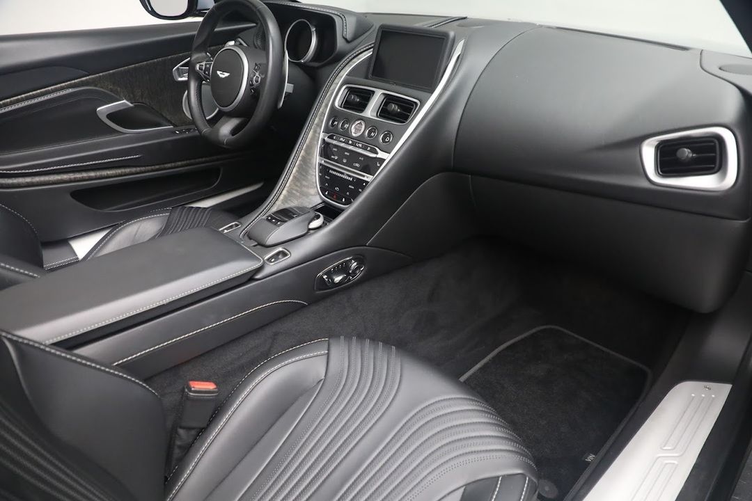 2019 Aston Martin DB11