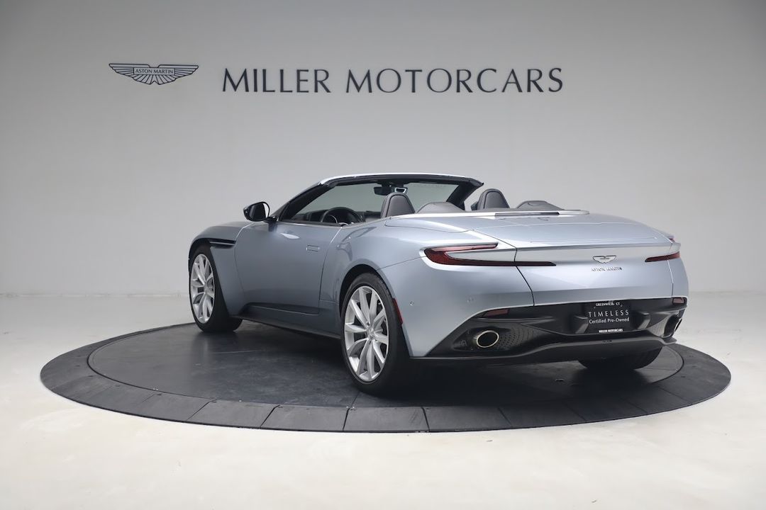 2019 Aston Martin DB11