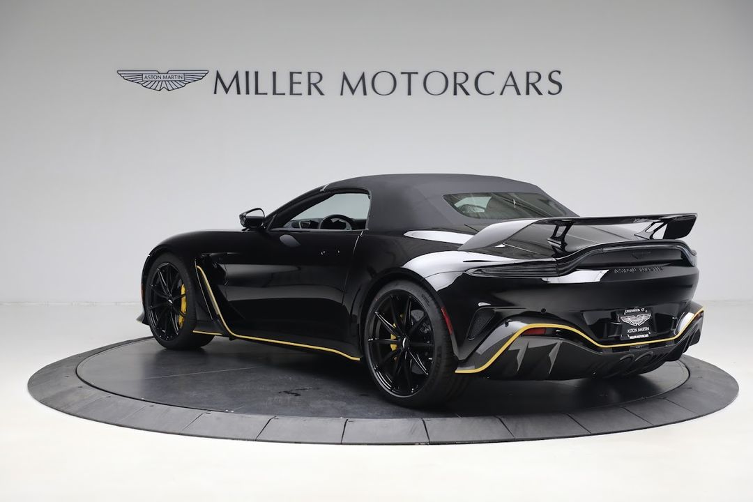 2023 Aston Martin Vantage