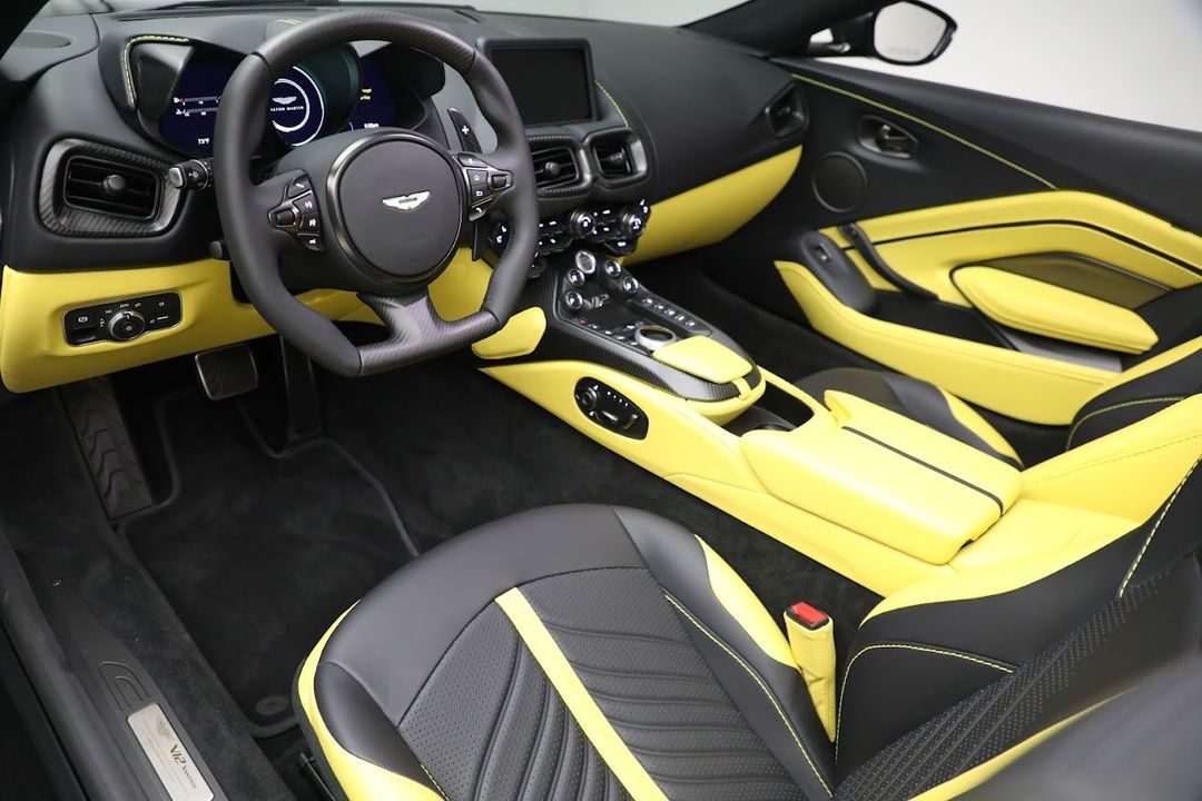 2023 Aston Martin Vantage