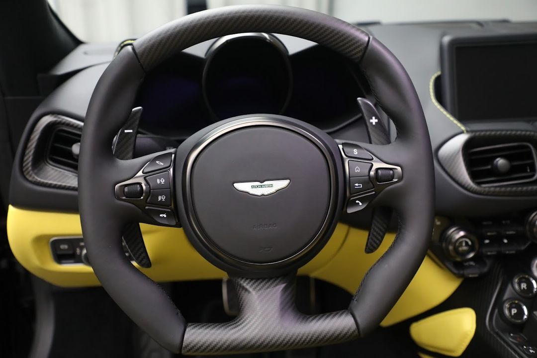 2023 Aston Martin Vantage
