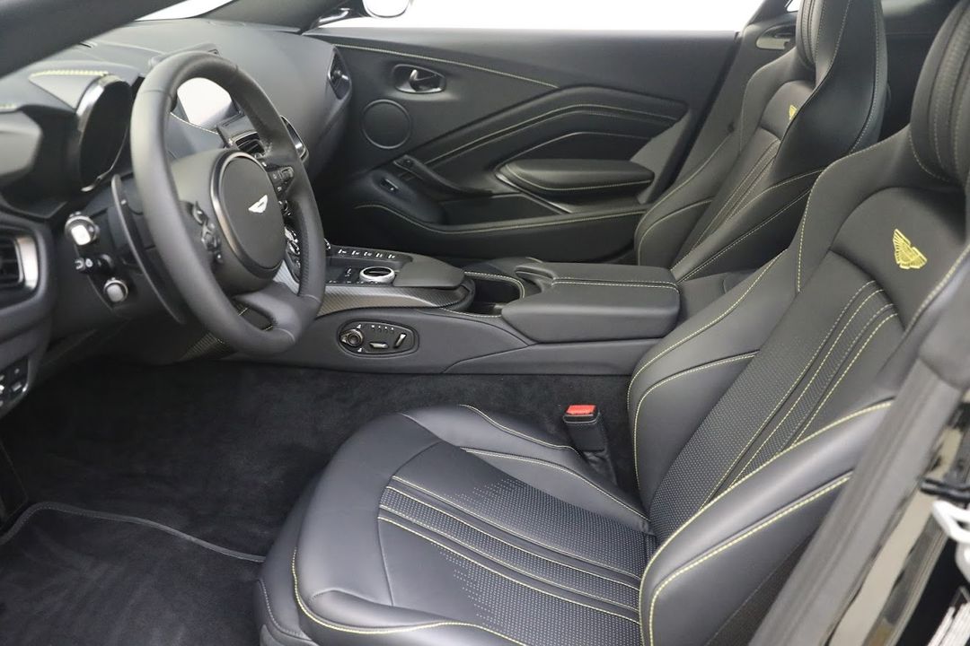 2023 Aston Martin Vantage