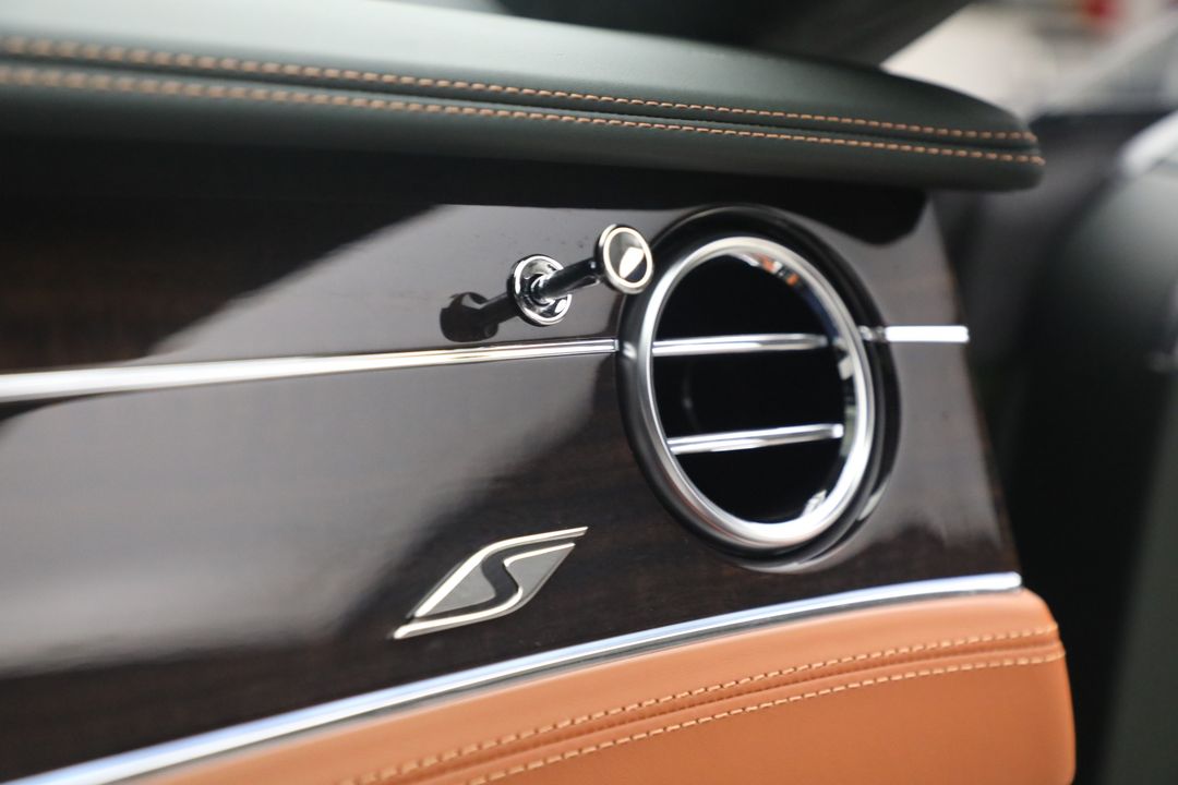 2023 Bentley Continental
