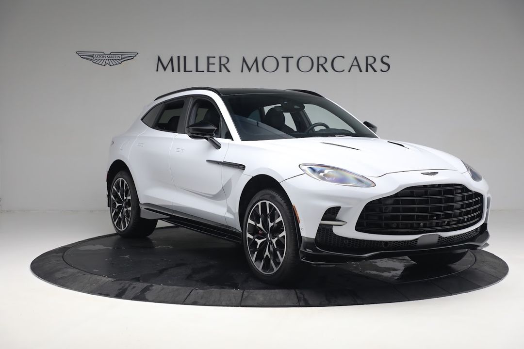 2023 Aston Martin DBX