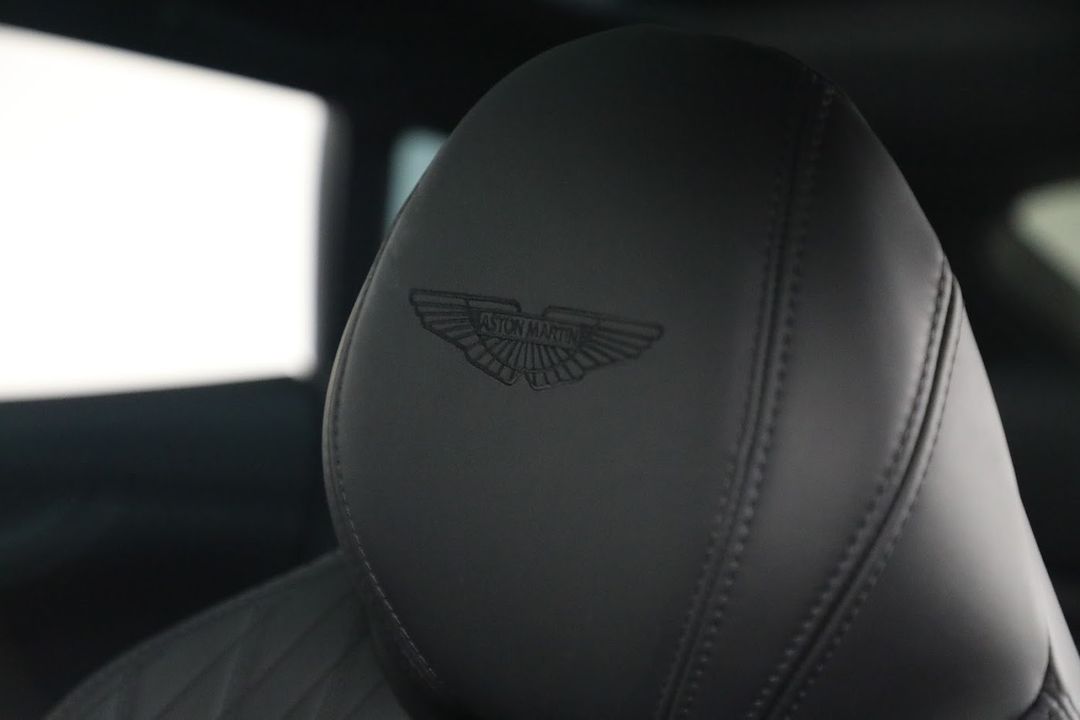 2023 Aston Martin DBX