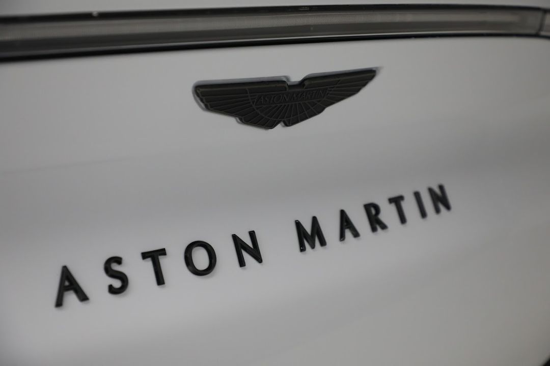 2023 Aston Martin DBX