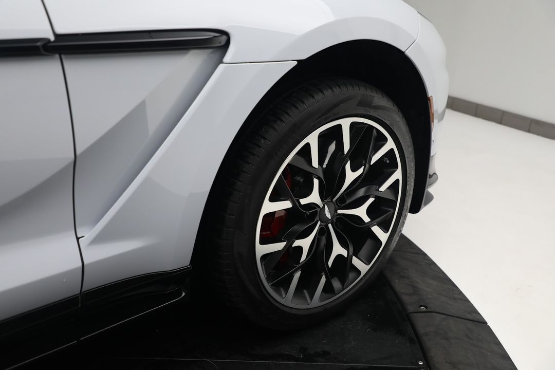 2023 Aston Martin DBX