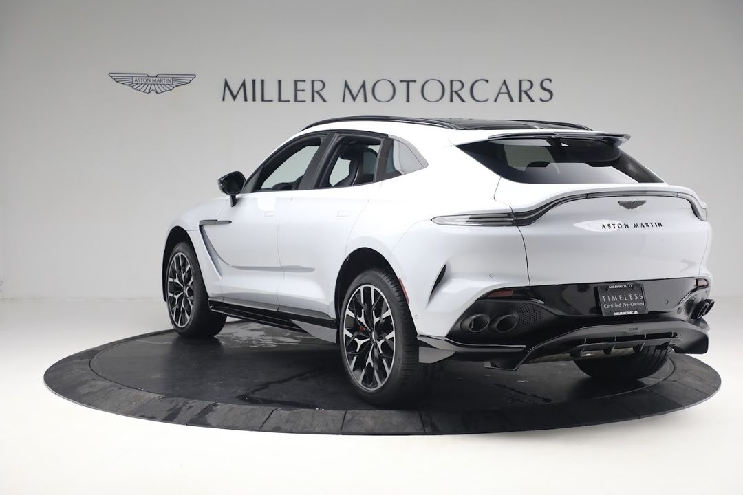 2023 Aston Martin DBX