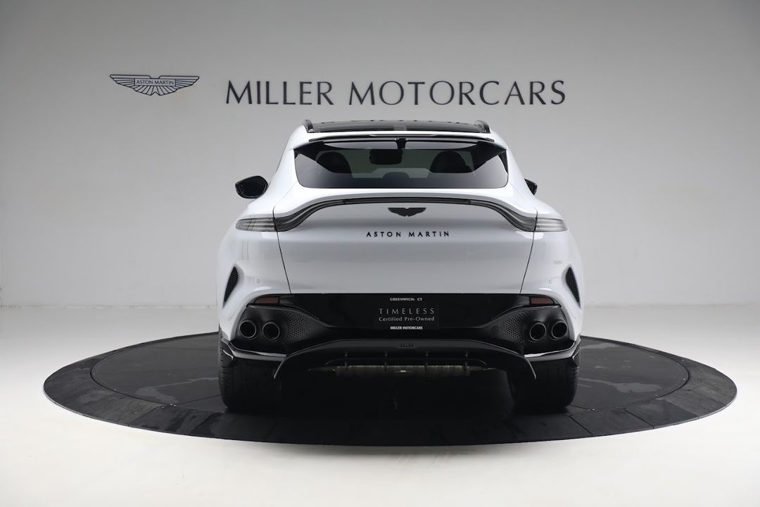 2023 Aston Martin DBX