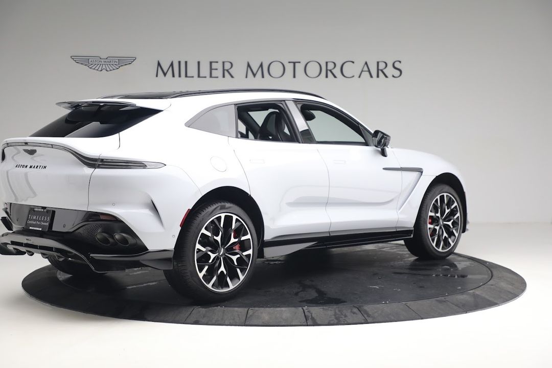 2023 Aston Martin DBX