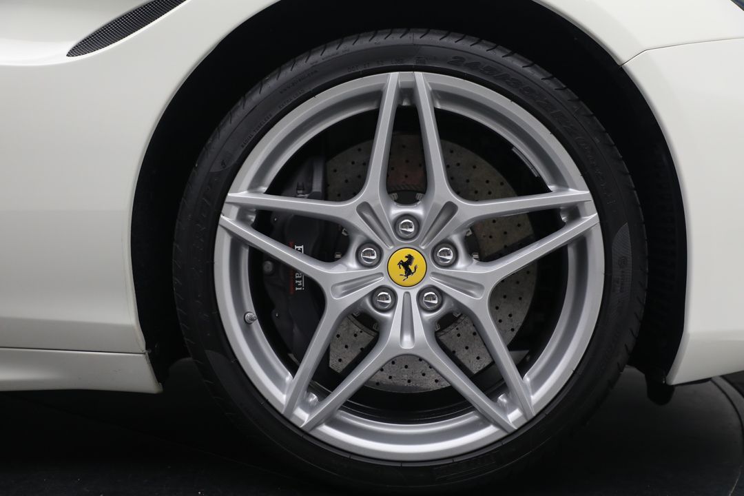 2017 Ferrari California T