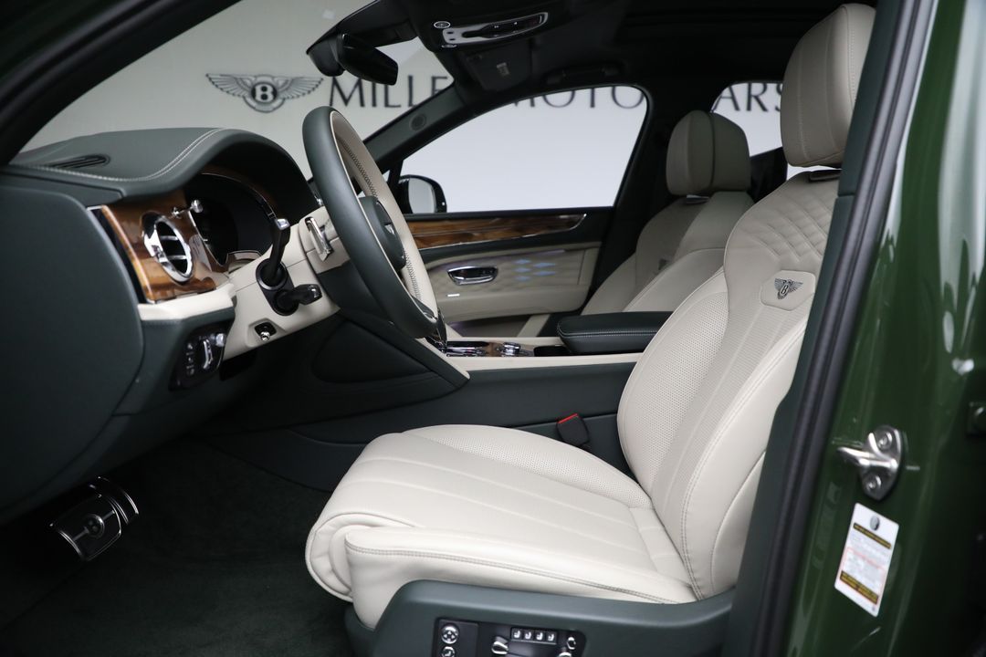 2023 Bentley Bentayga EWB