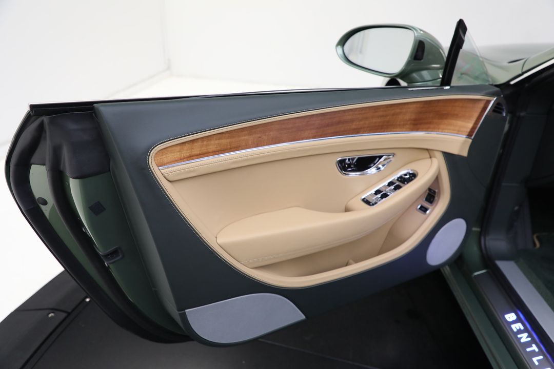 2024 Bentley Continental