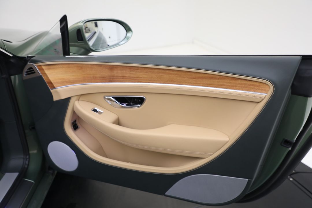 2024 Bentley Continental