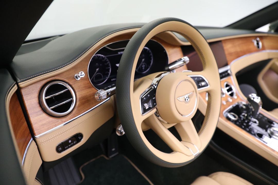 2024 Bentley Continental