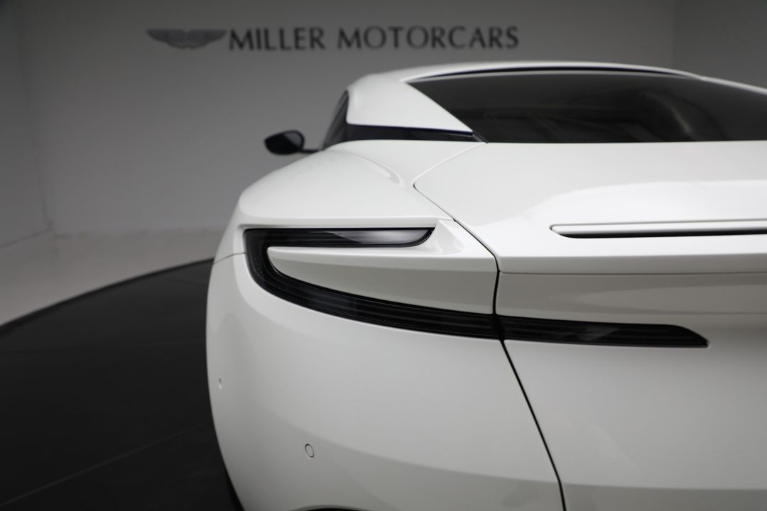 2018 Aston Martin DB11