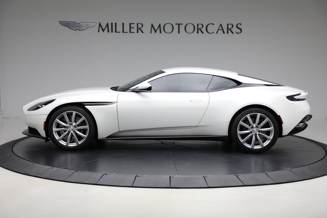 2018 Aston Martin DB11