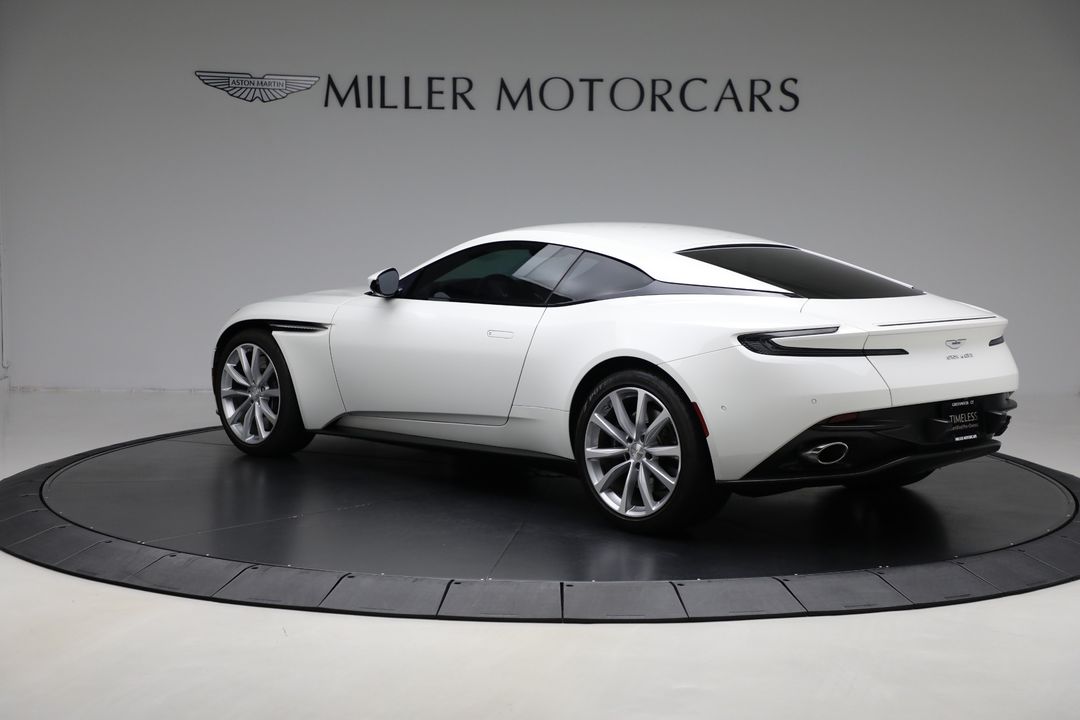 2018 Aston Martin DB11