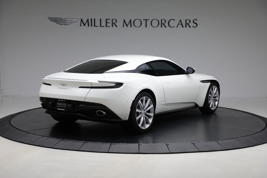 2018 Aston Martin DB11