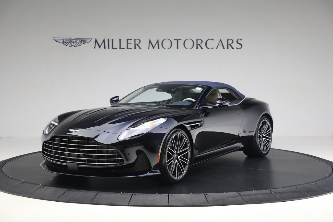 2025 Aston Martin DB12