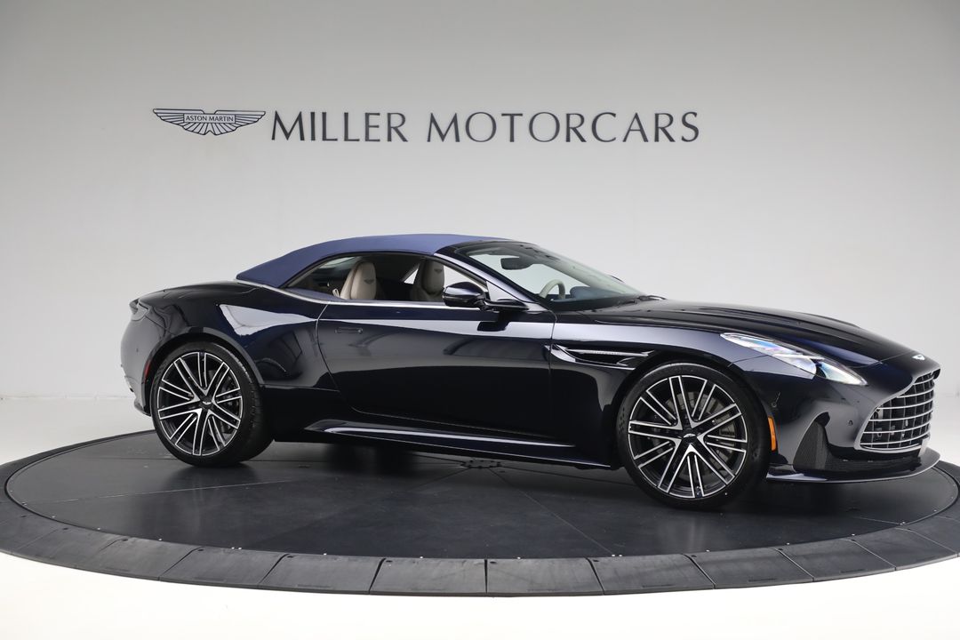 2025 Aston Martin DB12