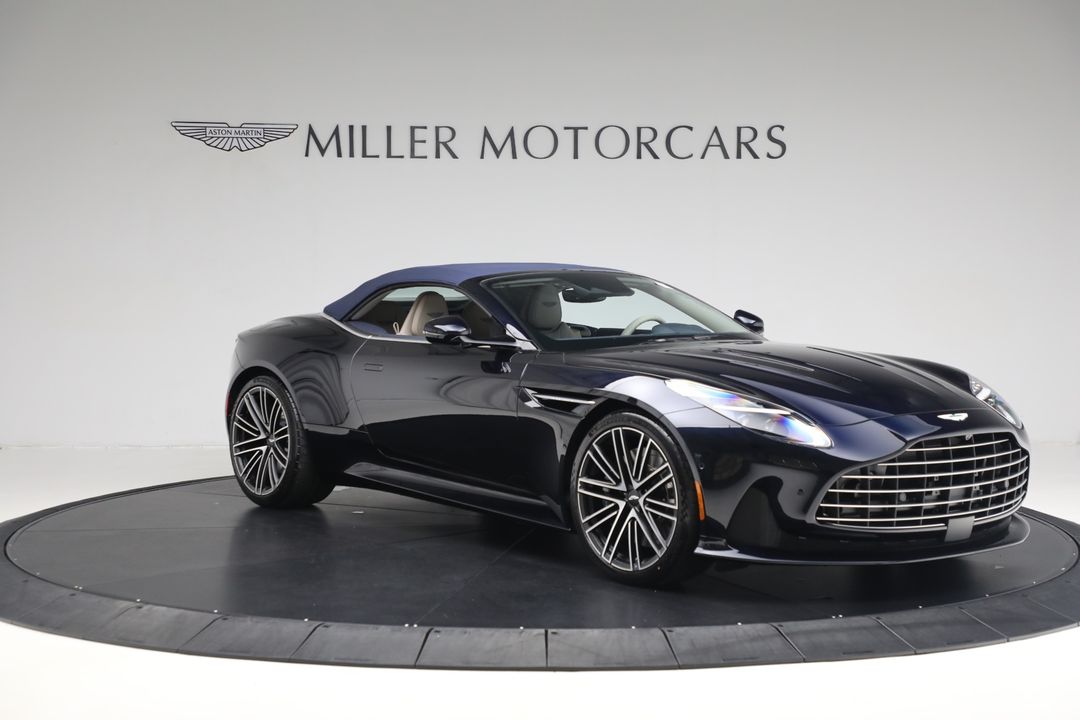 2025 Aston Martin DB12