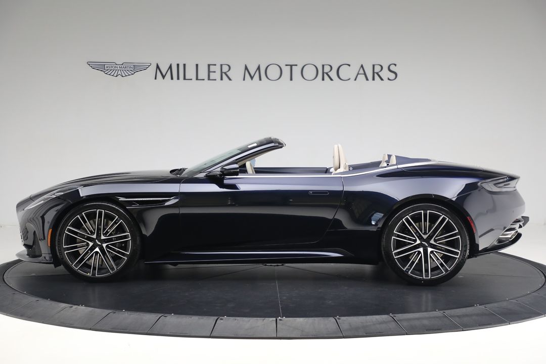 2025 Aston Martin DB12