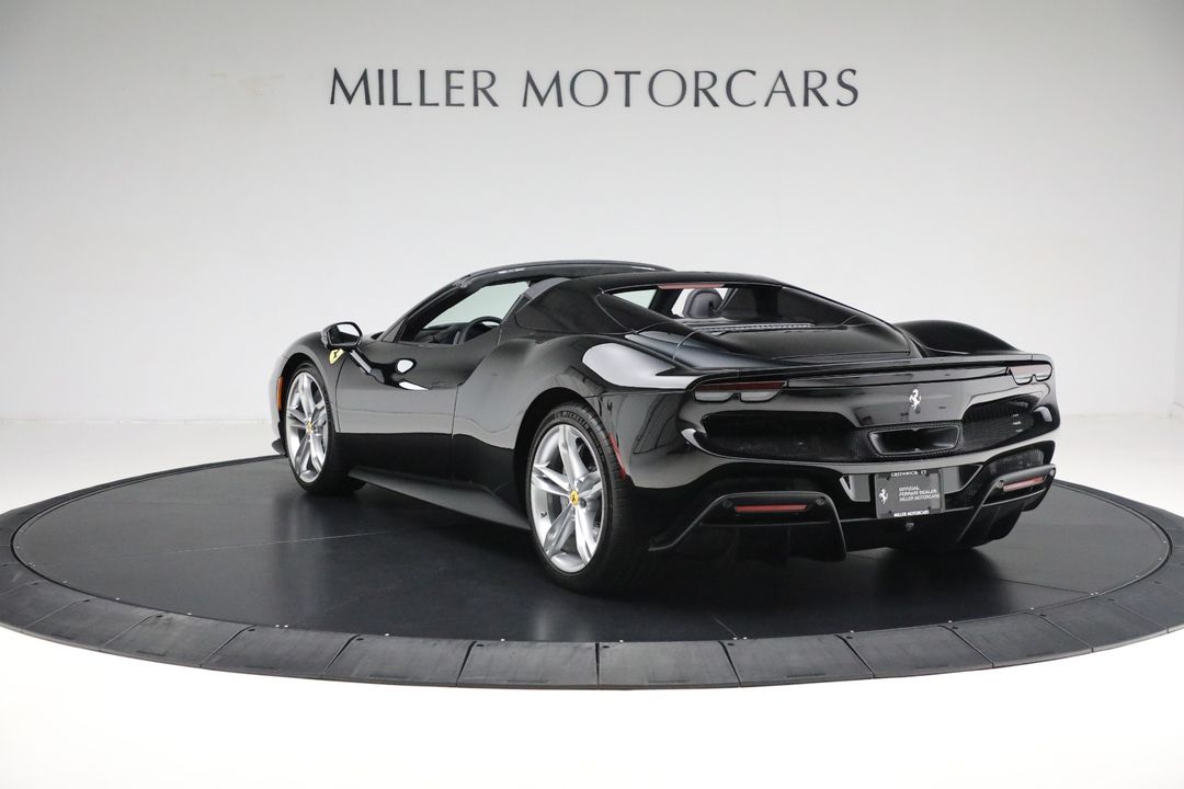 2023 Ferrari 296 GTS