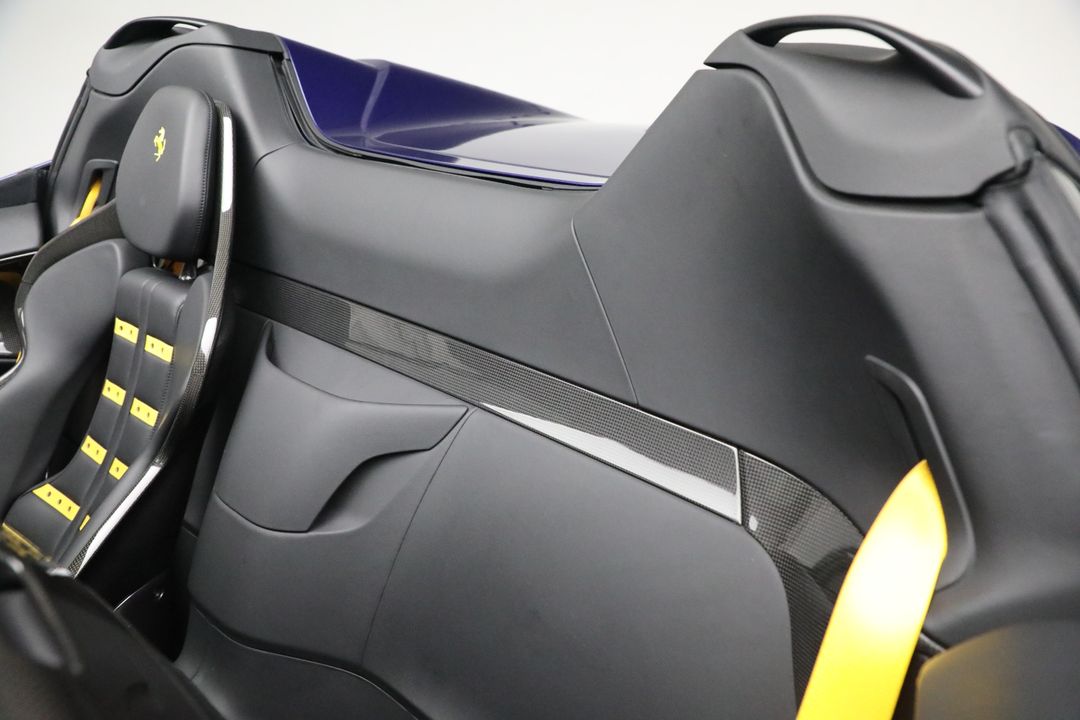 2022 Ferrari SF90 Spider