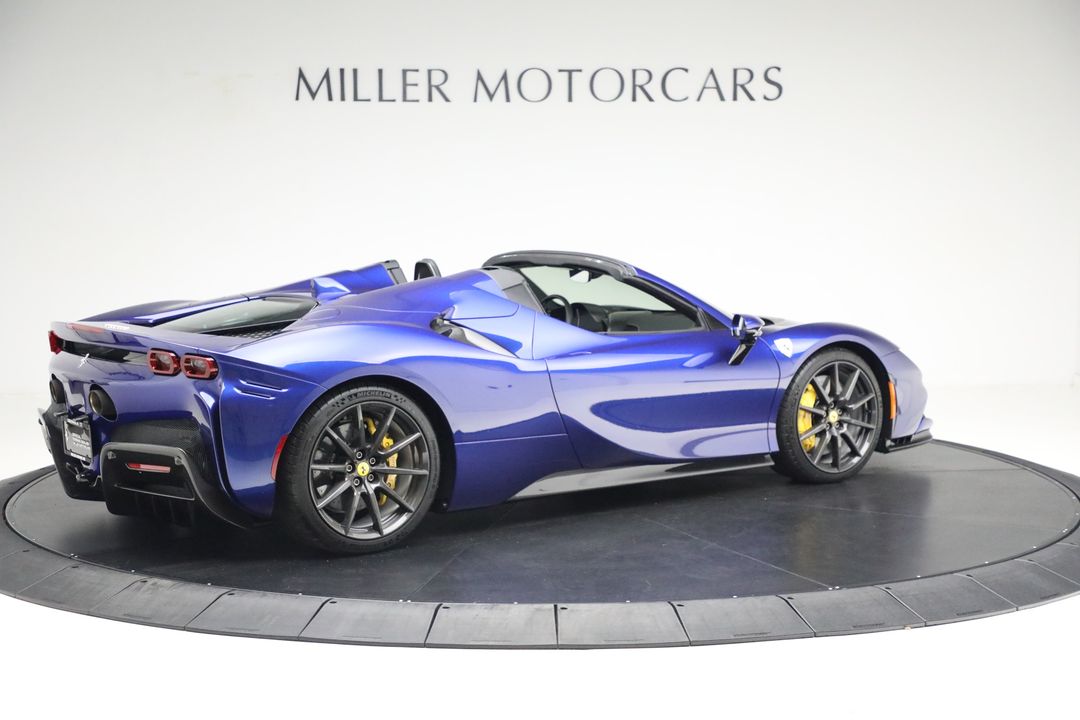 2022 Ferrari SF90 Spider