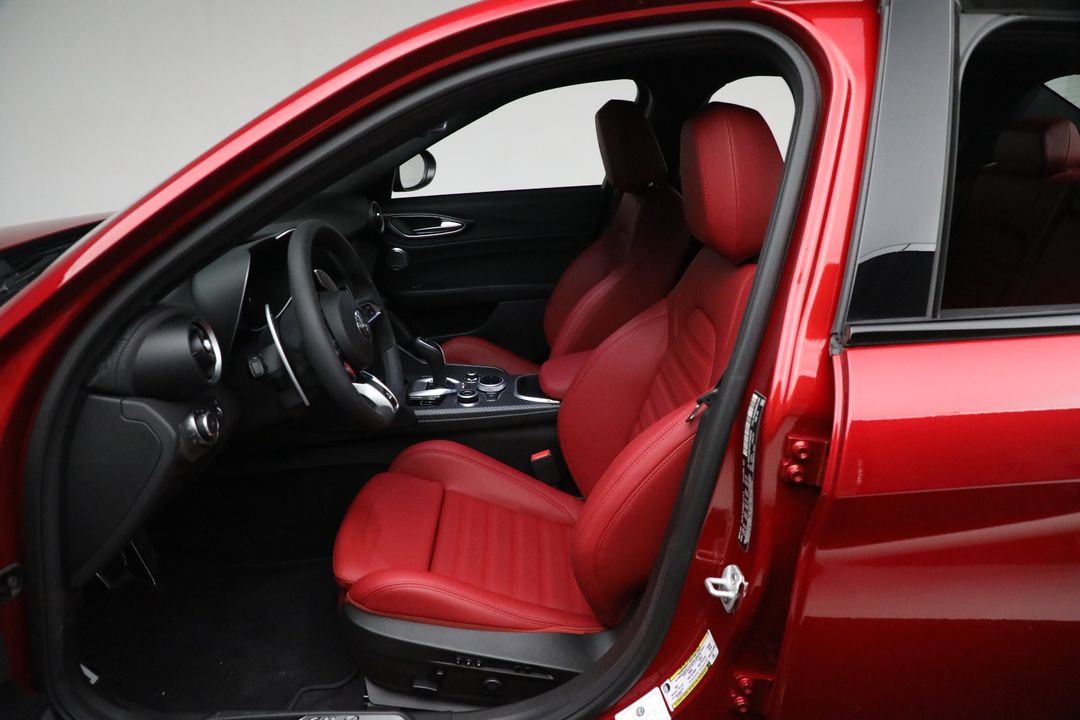 2024 Alfa Romeo Giulia