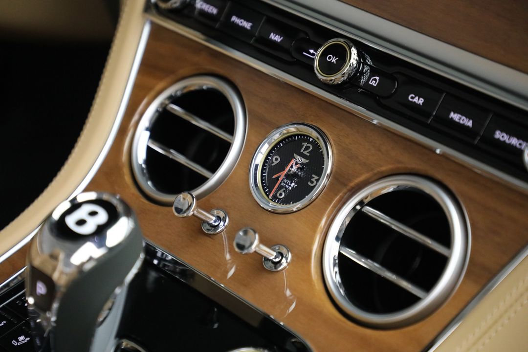 2024 Bentley Continental