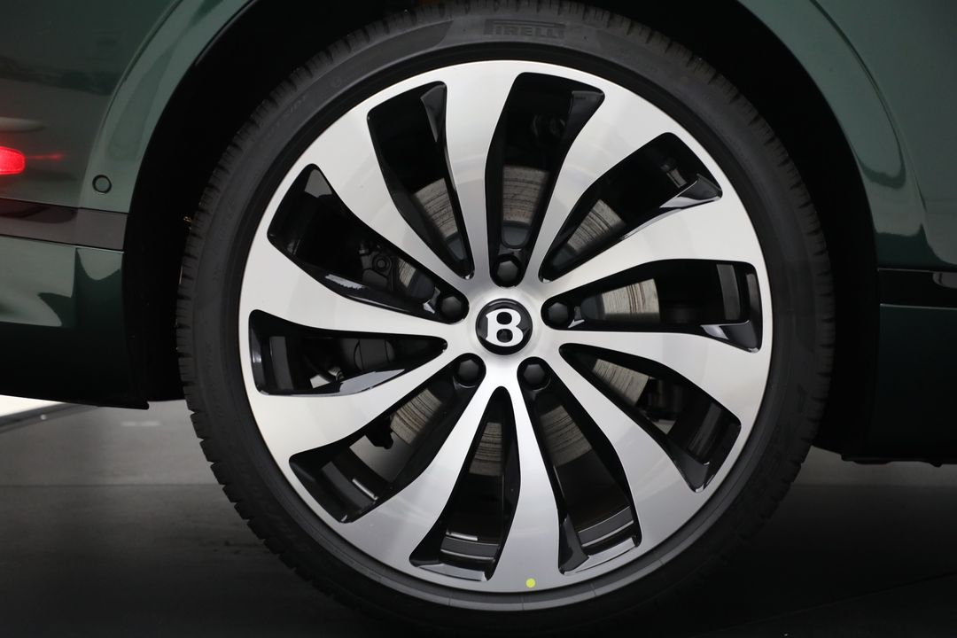 2024 Bentley Continental