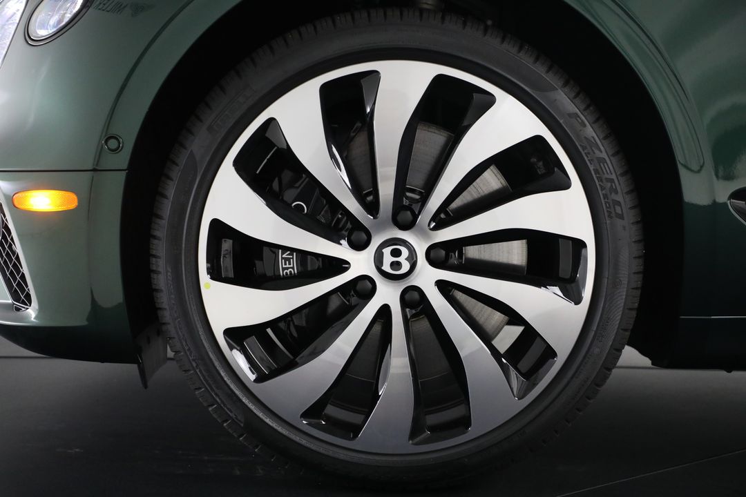 2024 Bentley Continental
